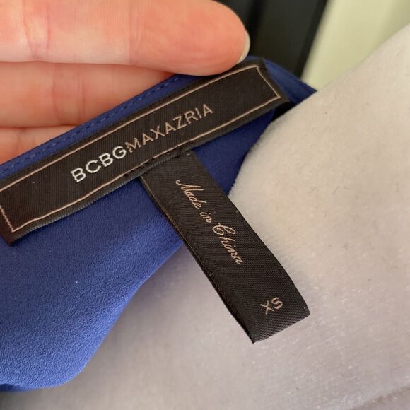 BCBG MaxAzria sleeveless top - Picture 5 of 7